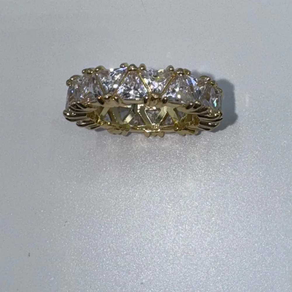 18k 6ct Trillion Eternity Band - Picture 7 of 11